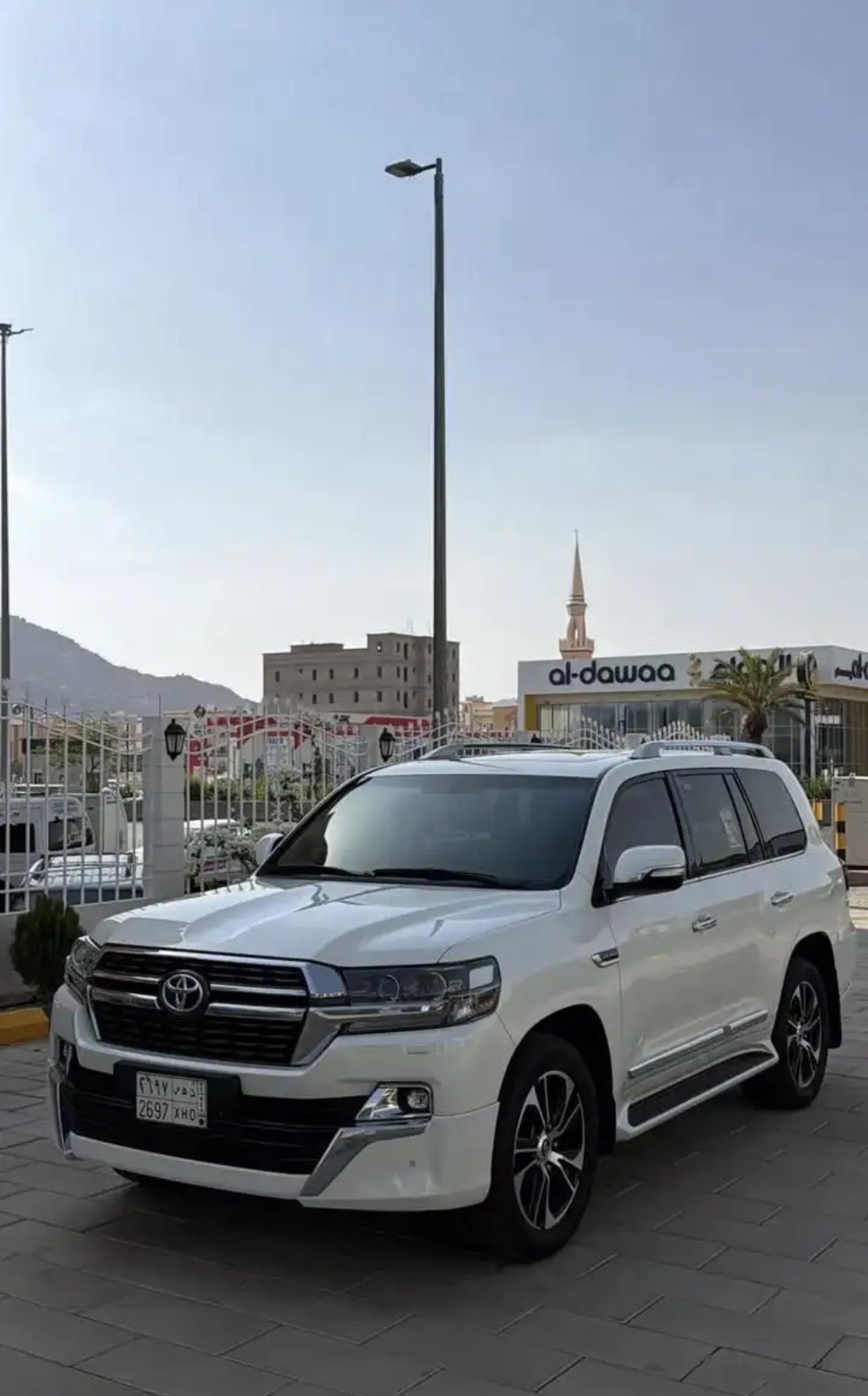 تويوتا لاندكروزر GXR 2021 مستعملة للبيع